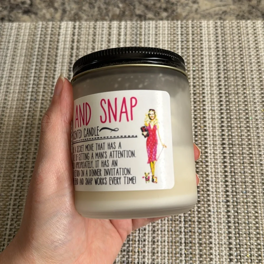 Legally Blonde Bend & Snap Scented Candle Reese Witherspoon Movie